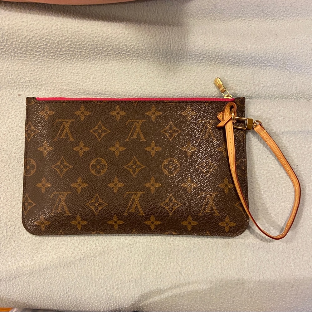 Louis Vuitton Neverfull GM pouch